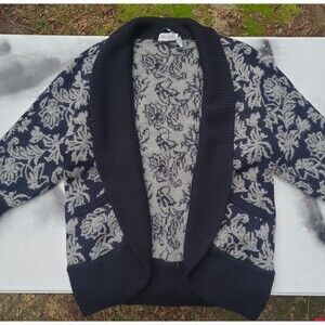 Elegant Navy and Gray Floral Cardigan